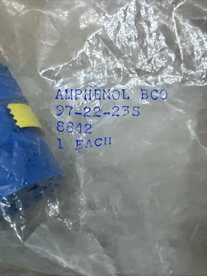 NEW Amphenol 972223S