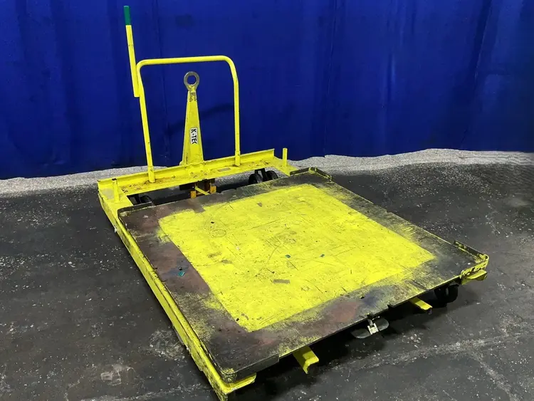 Used _UNKNOWN_ _UNKNOWN_ Tool Carts Ohio US | HGR 24 #1370279