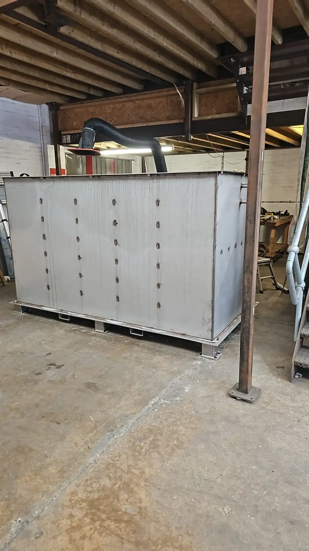 5,000L S/S Enclosed Rectangular Tank