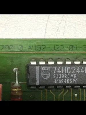 USED SIEMENS C79040-A432-J22-04-36