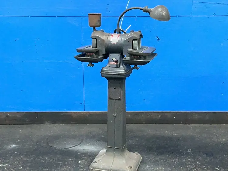 Used DELTA DD23510 Pedestal Type Grinders (Double End) Ohio US | HGR 24 #1406186
