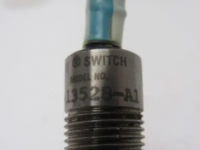 Used GO SWITCH _UNKNOWN_ Relays & Switches | Arrow Industrial #640046