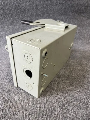 Used Eaton DG321NRB Misc Electrical & Power Parts California US | Davliegogo LLC #1710554