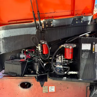 USED 2015 JLG 600S