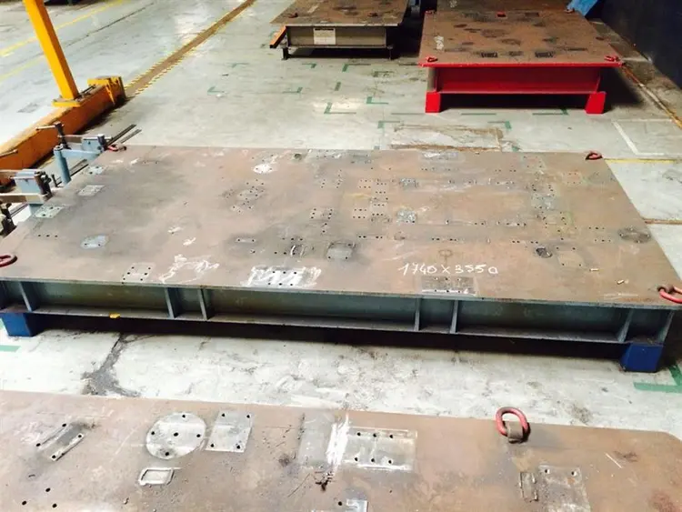 Used WELDING TABLE 3550 X 1740 MM Tables, Floor & Layout Plates BE | Apt International N.V #366594