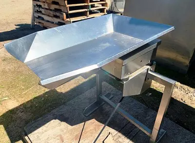 Feeder, Vibratory, 10" x 24", S/st, #S743933