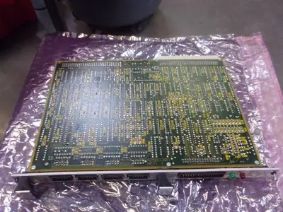 USED Universal Instruments 42004705-F