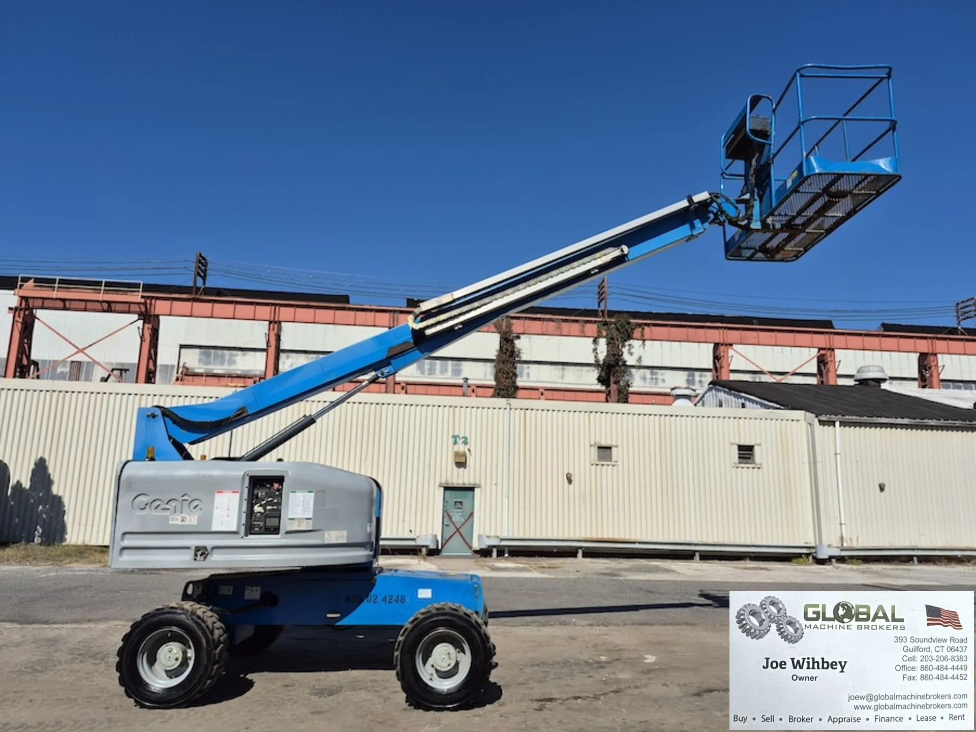 Genie S-40 Telescopif Boom Man lift 500lb Cap. 4WD 40'Height 31'8"Reach