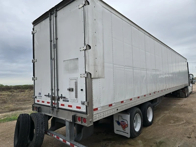 USED 2016 HYUNDAI TRANSLEAD