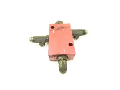 PowerBoss Minuteman SW/62U Hydraulic Manifold Four Port For Industrial Sweeper
