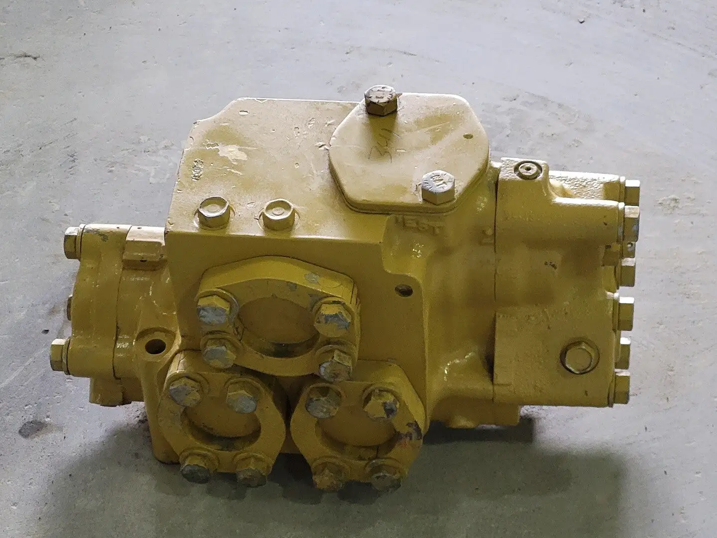NEW CATERPILLAR 8J-2318