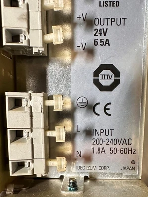 IDEC ED3L-F24A2F 24V/6.5A POWER SUPPLY