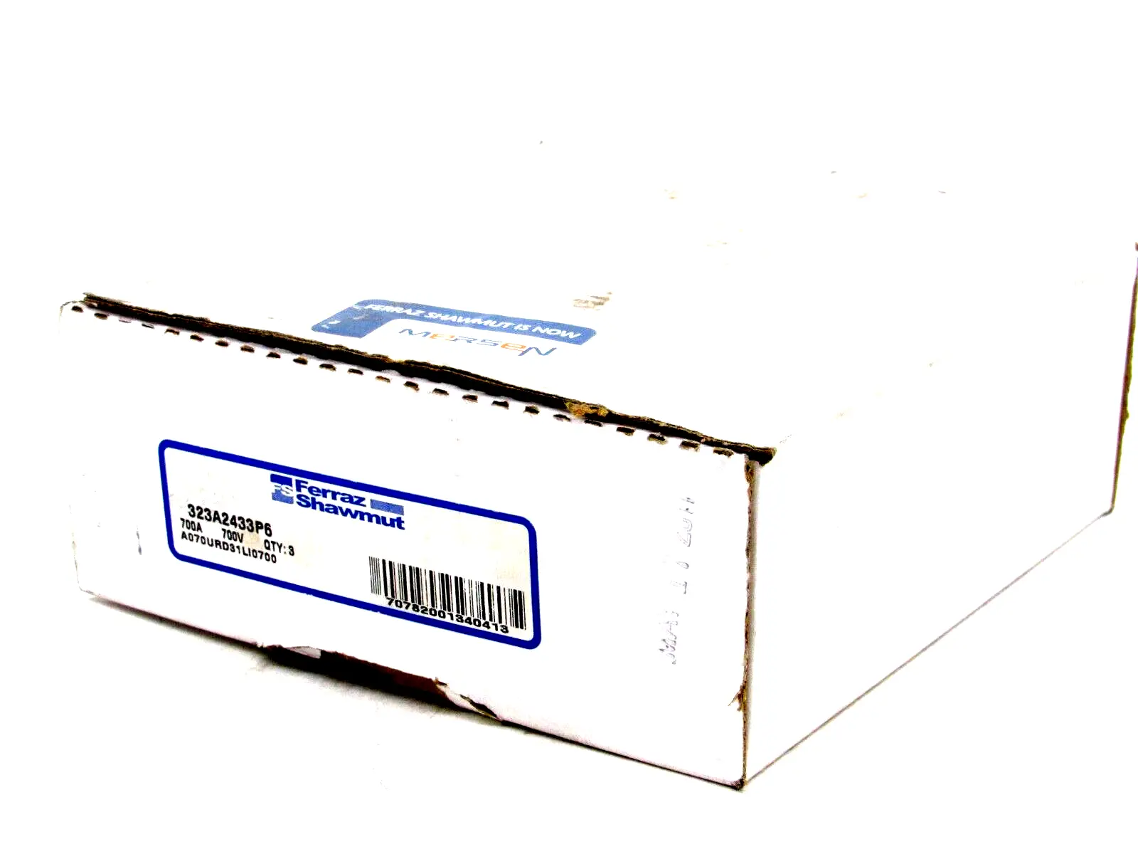 NEW LOT OF 3 MERSEN FERRAZ SHAWMUT 323A2433P6 FUSES 700VAC 700A