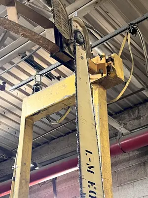 15 HP L&M EQUIPMENT MODEL #HMPC-7-24 CROSS CUT BUNDLE TRAVELING ARCH WOOD BUNDLE SAW WITH CONVEYOR: STOCK #22922