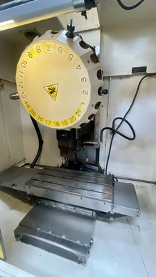 USED 2003 FANUC, MADE IN JAPAN ROBODRILL T21I DL