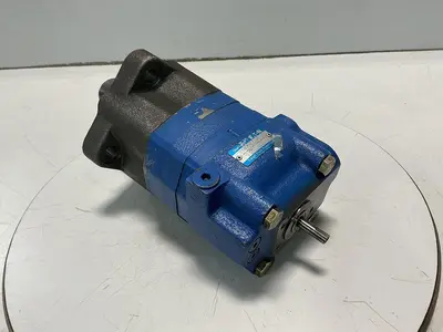 USED CHAR-LYNN / EATON 2TH08AS2S-E