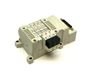 VV5QC11-04N3FD0-S,VVQ1000-10A-1,VQ1100N-5 | SMC VV5QC11-04N3FD0-S Manifold Base w/ Solenoids - Used