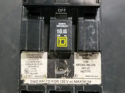 Used SQUARE D QO320 Switchgears British Columbia CA | Lenmark #241175