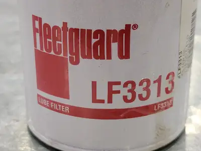 NEW FLEETGUARD LF3313