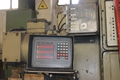 WMW MODUL Gear Hobbers, 2× in good working condition, VIDEO - PRICE FOR LOT