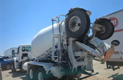USED 2022 FORD E350