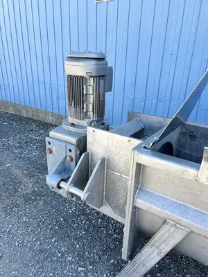 Used Screw Conveyor, 24’’ Diameter x 252’’ Long