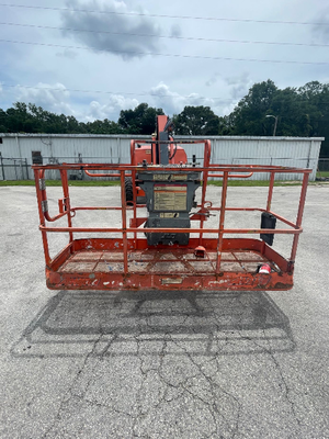 USED 2015 JLG 800AJ
