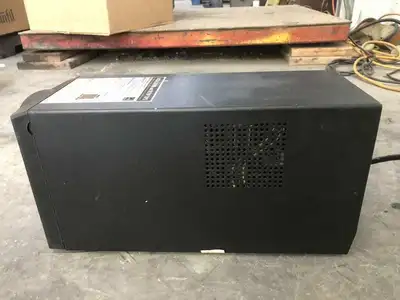 APC SMC1500 Uninterruptible Power Supply UPS 1440VA 900W 12A