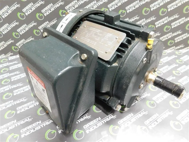 1 HP Toshiba 0014XDSB41A-P Motor 0.75kW 1760RPM 460V 1.70A 60Hz 1.15SF Used