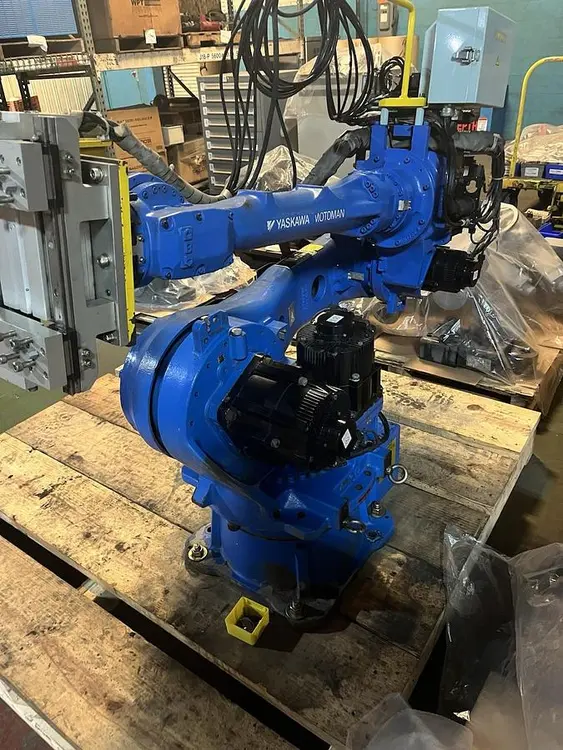 Used MOTOMAN MH80 Robots Ohio US | Surplus Asset Holdings #1207052