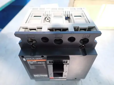 USED MERLIN GERIN NSC100N