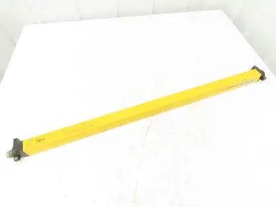 Sick C40E-0903CC010 C4000 Series Safety Light Curtain Receiver 900mm 18ms 24vdc