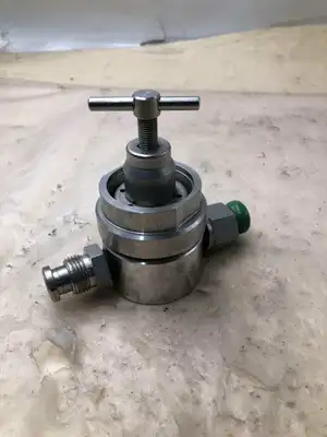 Tescom 26-2361-98-099 Stainless Steel Gas Pressure Regulator 150in