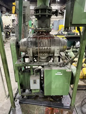KINNEY HIGH VACUUM PUMP WITH MOTOR: YOBRO #24413