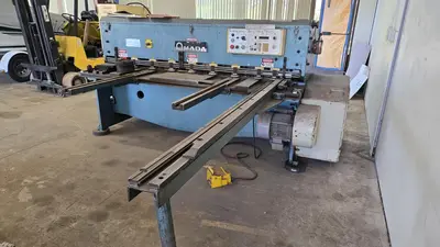 USED 1985 AMADA M-2060
