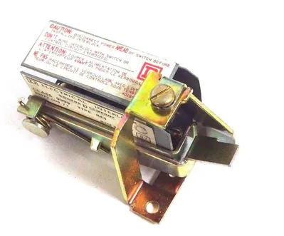 NEW SQUARE D 9999-R44 ELECTRICAL INTERLOCK