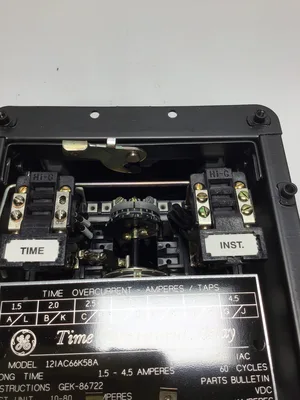 General Electric (GE) 12IAC66K58A Time Overcurrent Relay 60 Cycles
