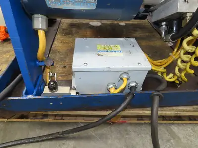 Used VESTIL _UNKNOWN_ Misc Lifts Indiana US | Arrow Industrial #1408597