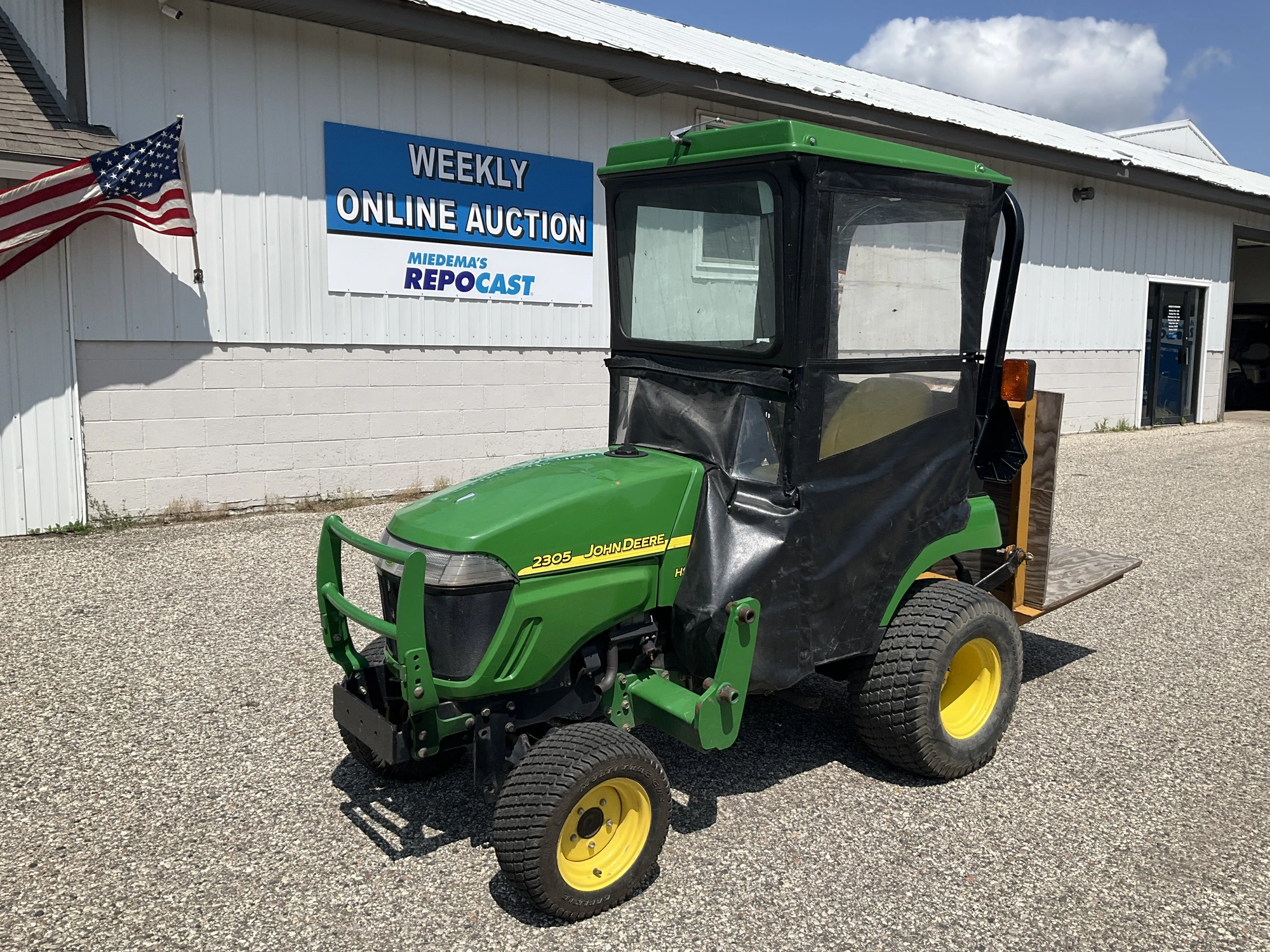 Used 2006 JOHN DEERE 2305 Sub-Compact & Compact Tractors Michigan US | Miedema Asset Management Group #1321982