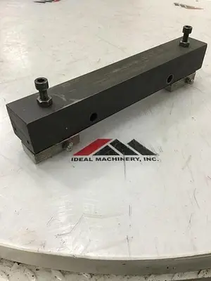 Used CINCINNATI MILACRON 5040389 Injection Molding Parts Michigan US | Ideal Machinery #1316993