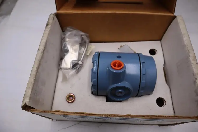 Used _UNKNOWN_ _UNKNOWN_ Transducers Pennsylvania US | Global Equipment International, LLC #1399887