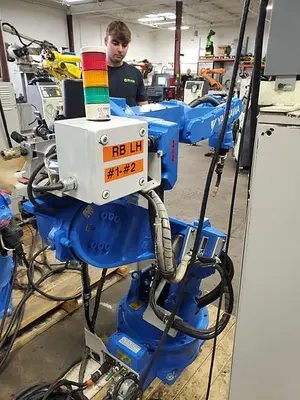 USED 2014 YASKAWA MOTOMAN MA1900