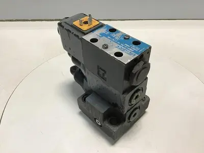 USED VICKERS DG4V-3-2AL-M-U-HL7-60