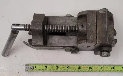 Used PIVOTAL VISE Misc Industrial Equipment Kentucky US | Aucto #686798