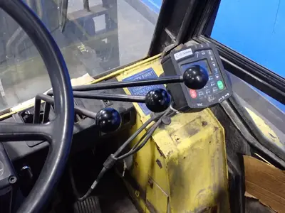 USED 2005 HYSTER H155XL2