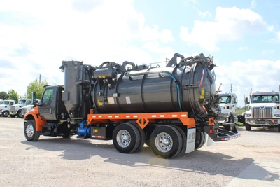 Used 2020 INTERNATIONAL MV Septic/Sewer/Vacuum Trucks Texas US | Roll Off Truck World #1491776