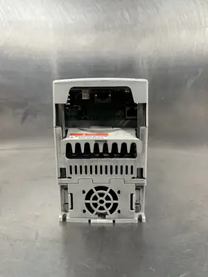 ALLEN BRADLEY 22D-D2P3N104 POWER FLEX 40P - 1HP + 22-COMM-E - EACH - (BIN-1.4.3)