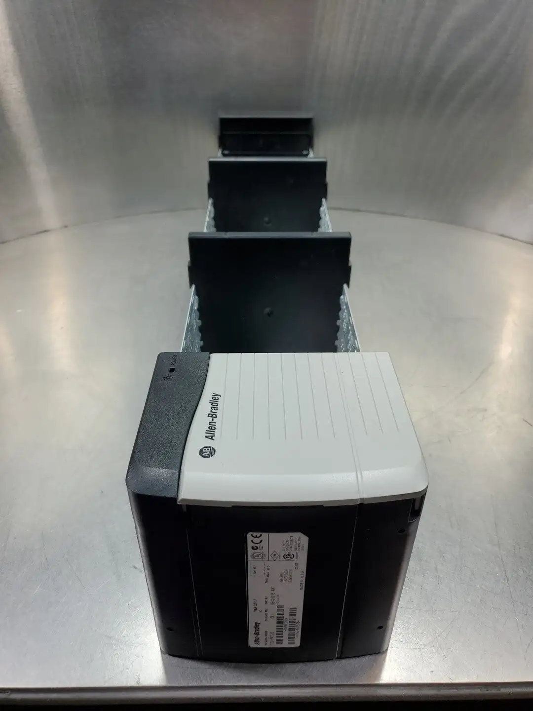 USED Allen-Bradley 1756-A17/B L01
