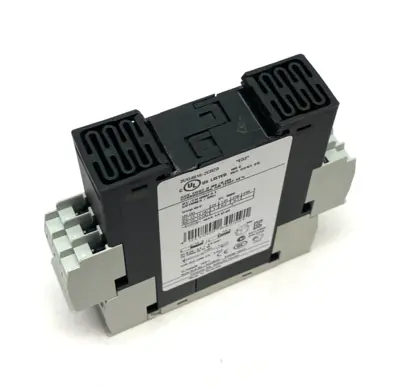 USED SIEMENS DIGITAL MONITORING RELAY 12-POL FOR 3-PHASE