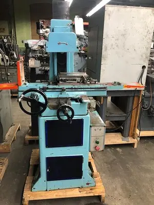 Freeport Hand Operated 6″ x 18″ Surface Grinder, Model SGS618